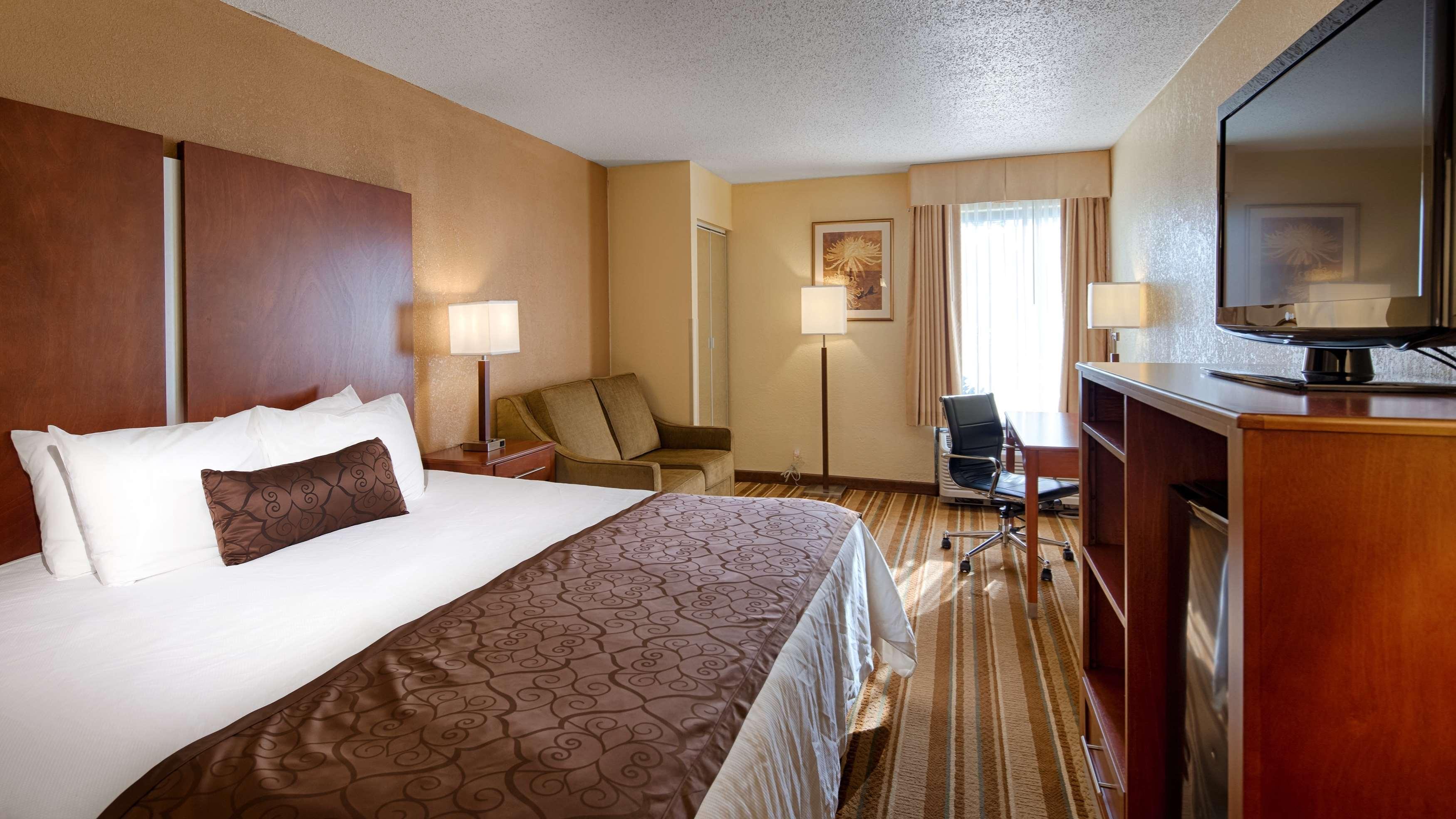 Best Western Plus Richmond Sandston Exterior photo
