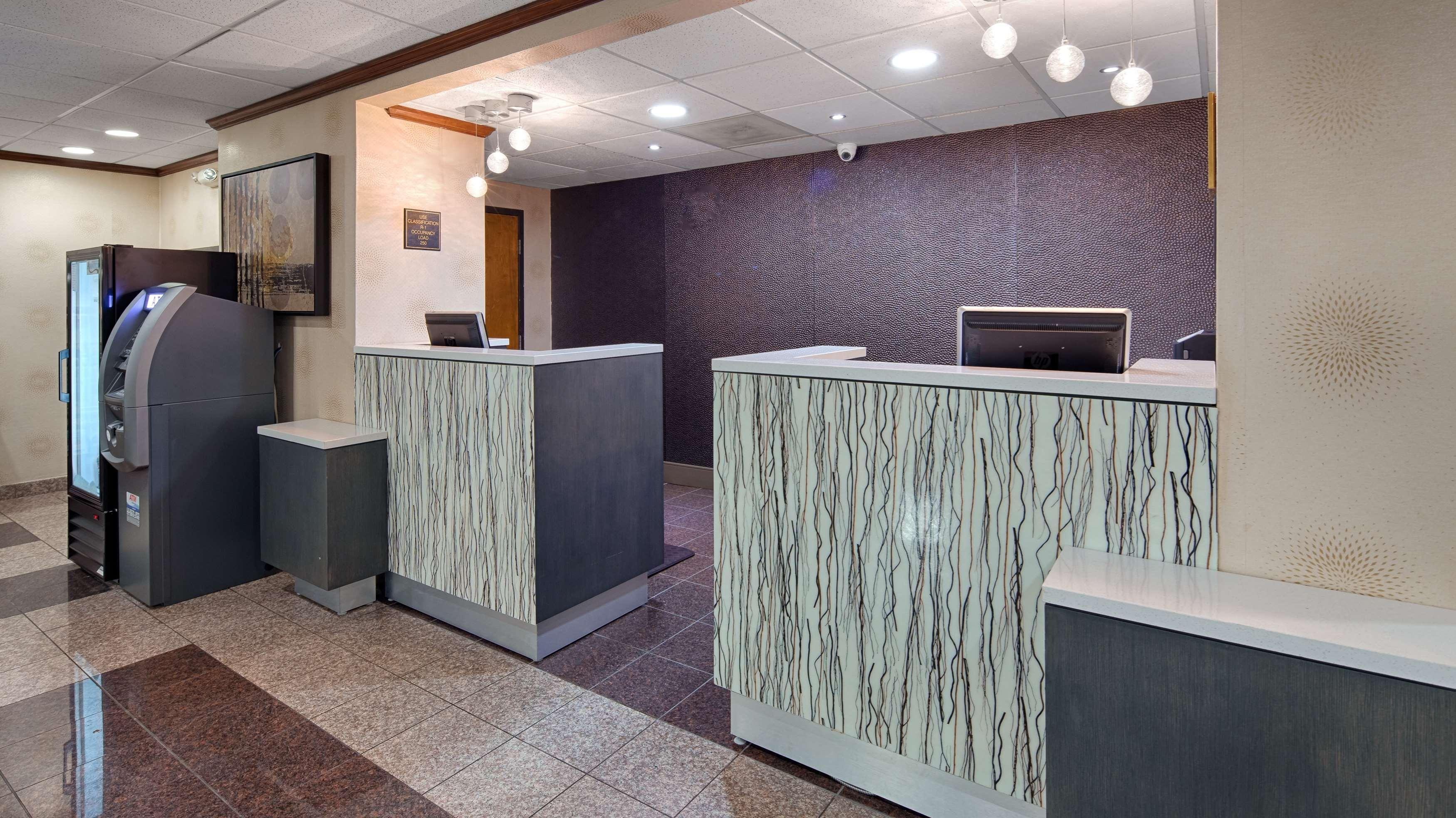 Best Western Plus Richmond Sandston Exterior photo