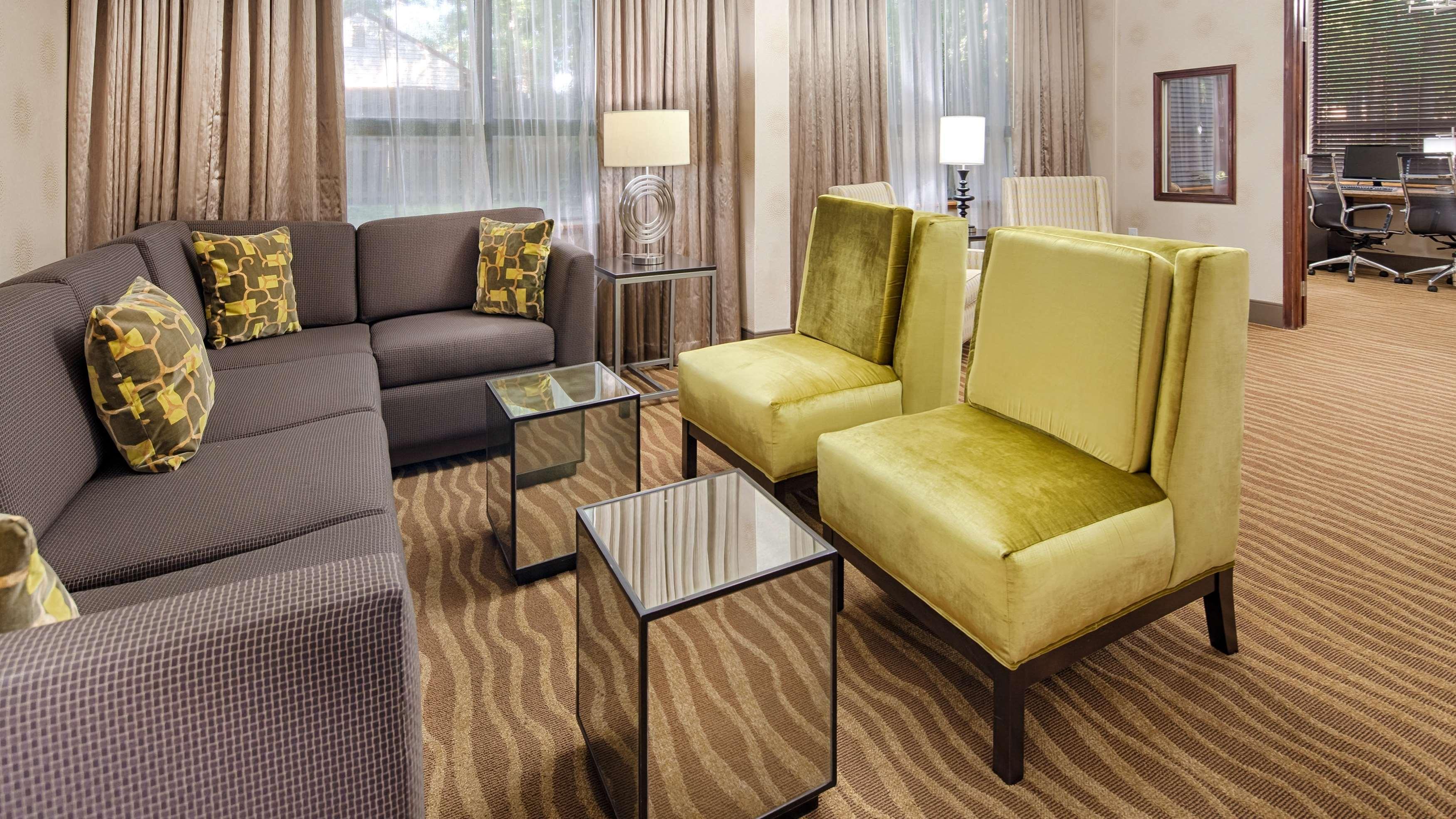 Best Western Plus Richmond Sandston Exterior photo
