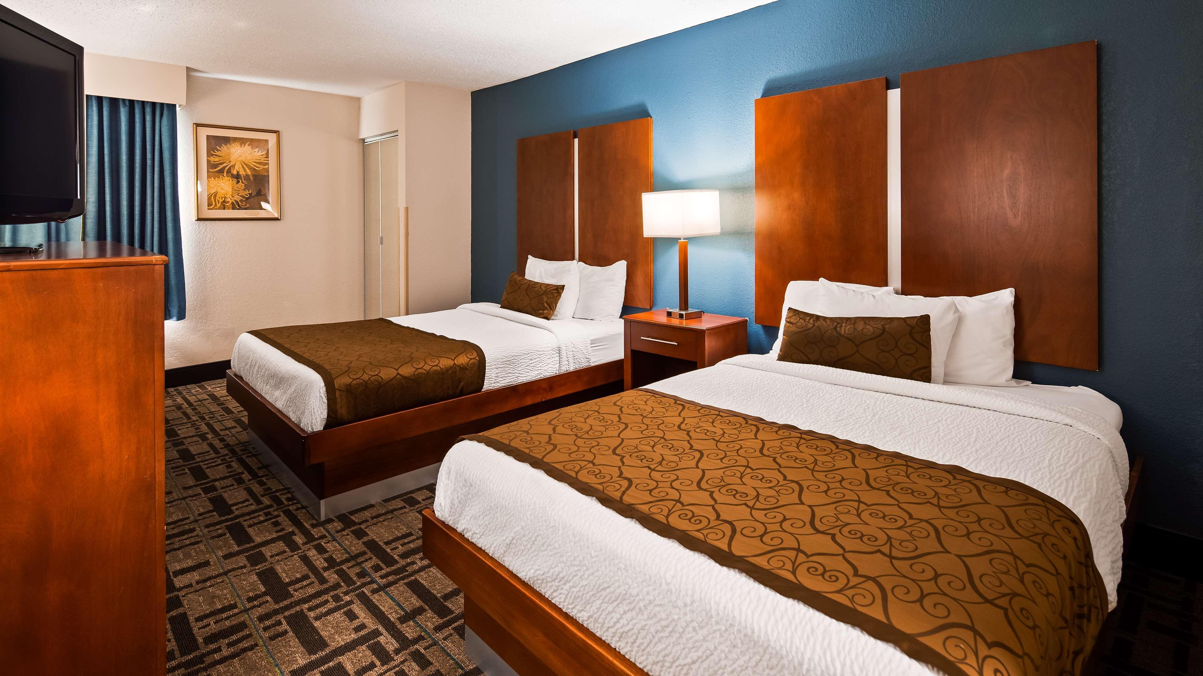 Best Western Plus Richmond Sandston Exterior photo